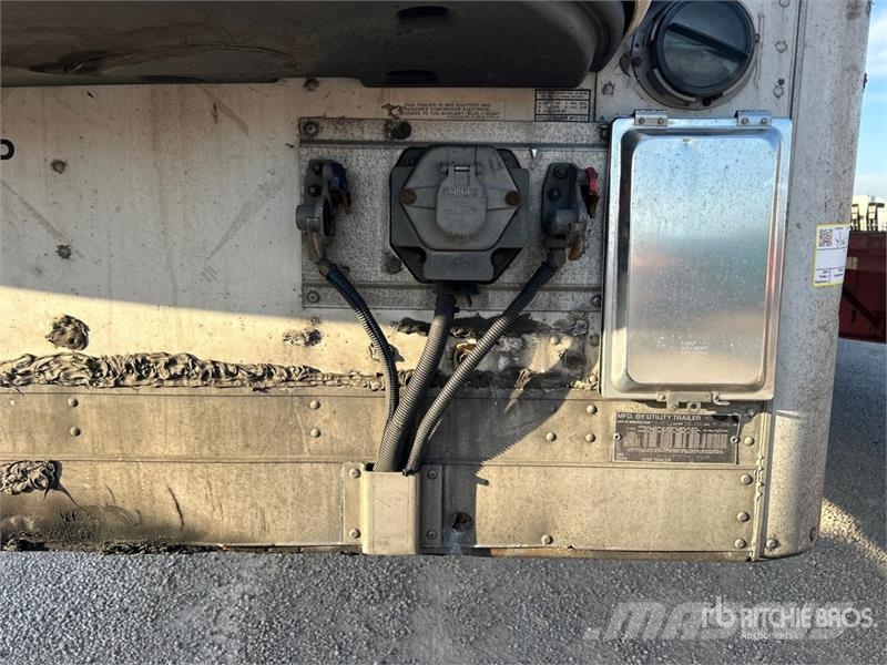 Utility 53 ft x 102 in T/A Refrigerated Trailer Semi Reboques Isotérmicos