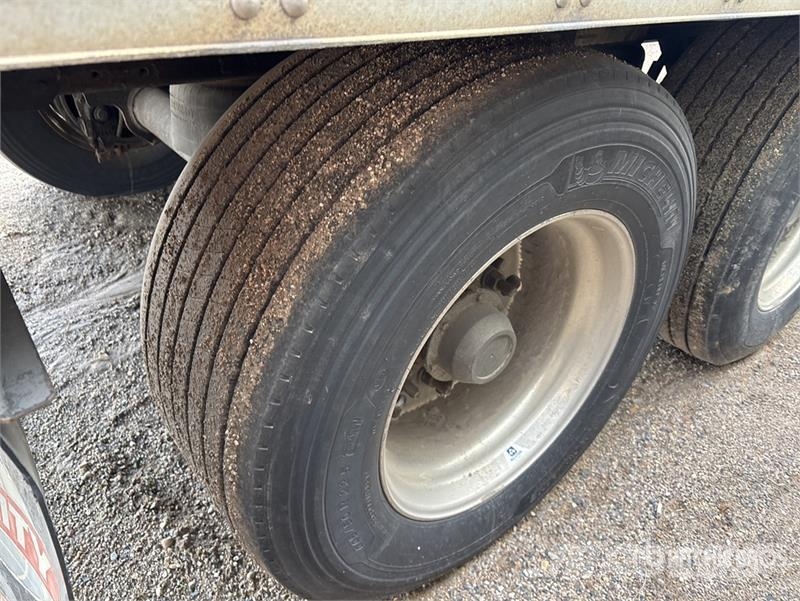 Utility 53 ft x 102 in T/A Van Trailer Furgoonhaagised