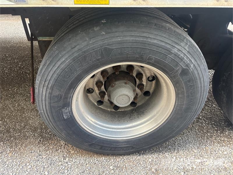 Utility 53 ft x 102 in T/A Van Trailer Dengtos priekabos