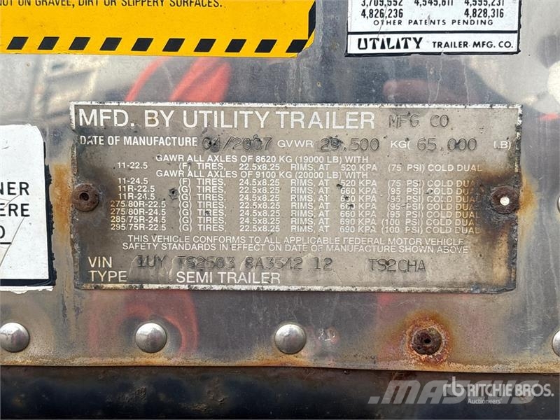 Utility TS2CHA 50 ft T/A Spread Axle Curtain Side Trailer Curtainsideranhänger