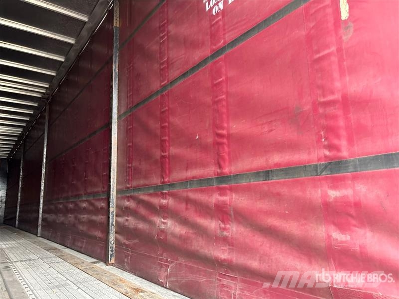 Utility TS2CHA 50 ft T/A Spread Axle Curtain Side Trailer Тентовані причепи