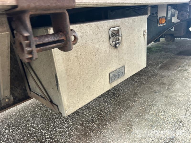 Utility TS2CHA 50 ft T/A Spread Axle Curtain Side Trailer Tents