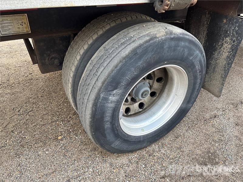 Utility TS2CHA 50 ft T/A Spread Axle Curtain Side Trailer Curtainsider trailers