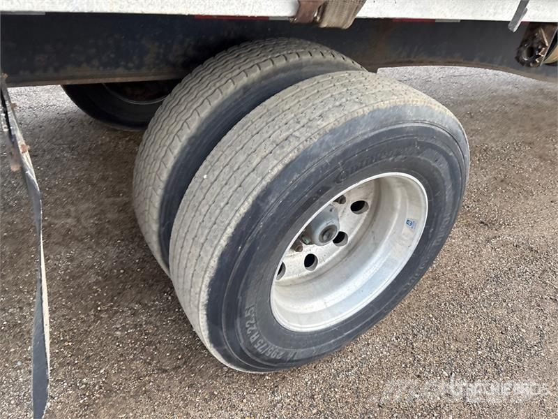 Utility TS2CHA 50 ft T/A Spread Axle Curtain Side Trailer Curtainsider trailers