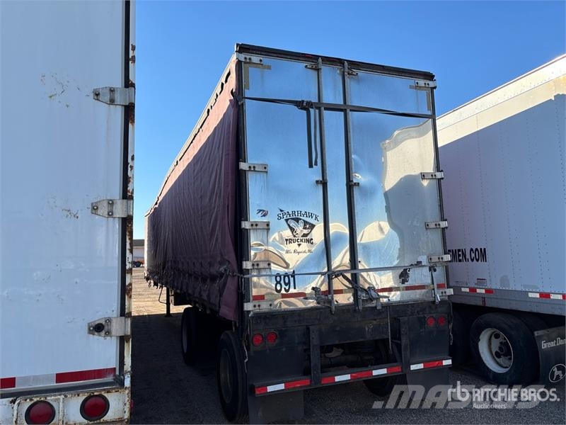 Utility TS2CHA 50 ft T/A Spread Axle Curtain Side Trailer Curtainsideranhänger