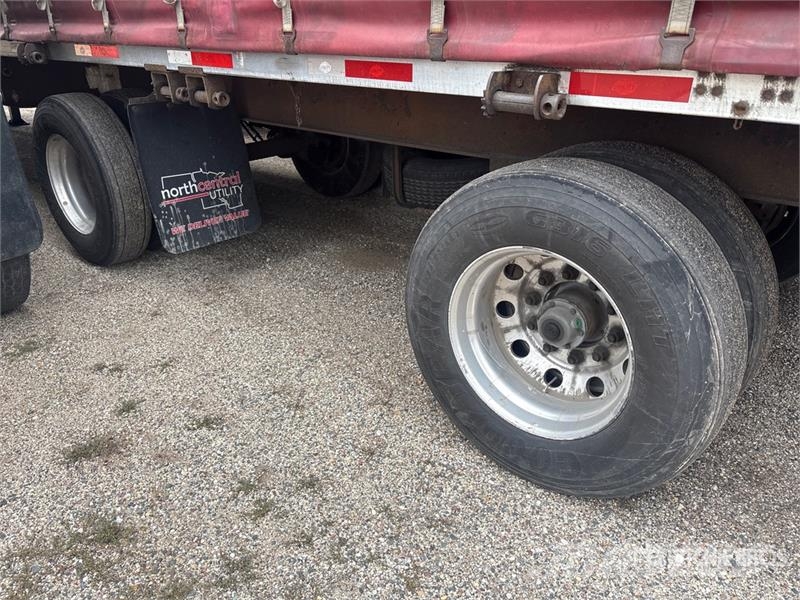 Utility TS2CHA 50 ft T/A Spread Axle Curtain Side Trailer Tents