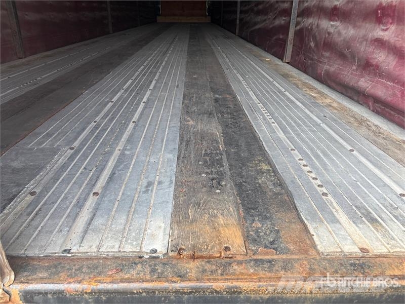 Utility TS2CHA 50 ft T/A Spread Axle Curtain Side Trailer Curtainsideranhänger