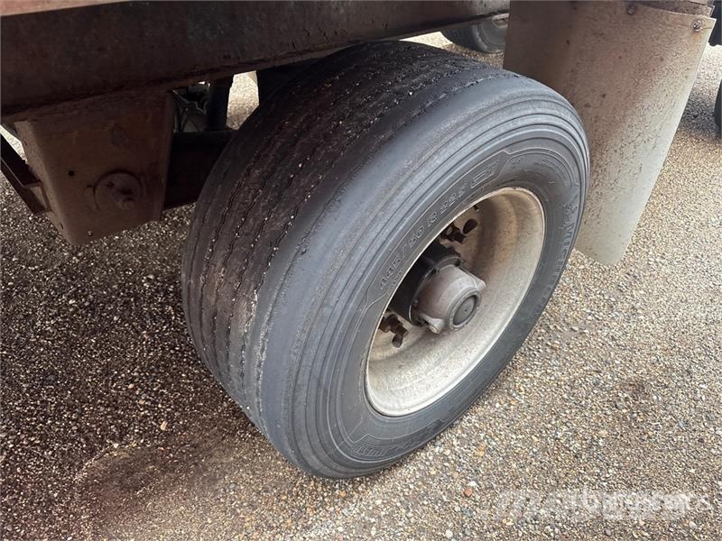 Utility TS2CHA 50 ft T/A Spread Axle Curtain Side Trailer Prikolice sa ceradom