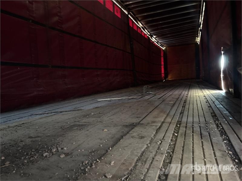 Utility TS2CHA 50 ft T/A Spread Axle Curtain Side Trailer Curtainsideranhänger
