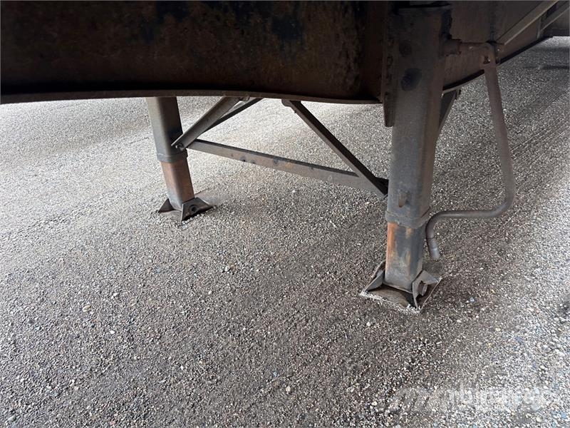 Utility TS2CHA 50 ft T/A Spread Axle Curtain Side Trailer Remolques de caja de lona