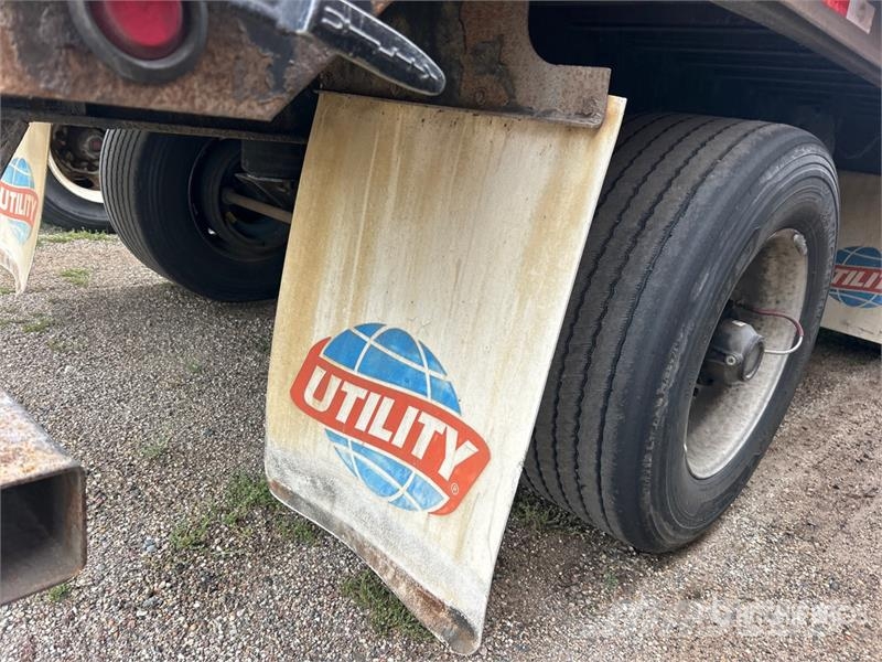 Utility TS2CHA 50 ft T/A Spread Axle Curtain Side Trailer Tents
