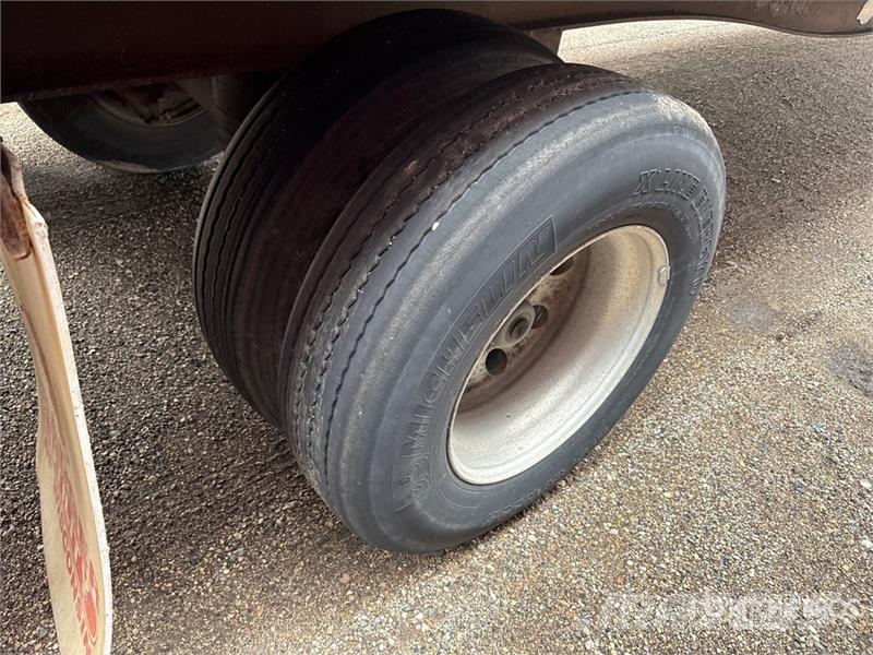 Utility TS2CHA 50 ft T/A Spread Axle Curtain Side Trailer Remolques de caja de lona