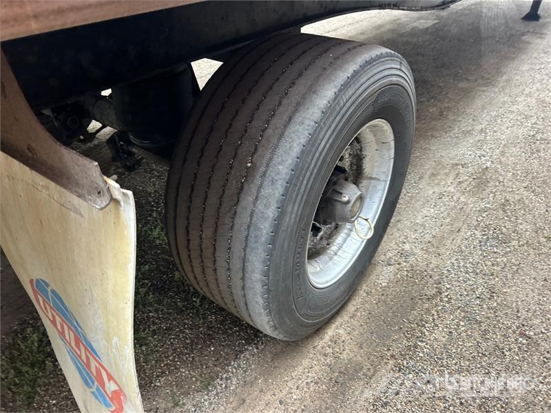 Utility TS2CHA 50 ft T/A Spread Axle Curtain Side Trailer Tents