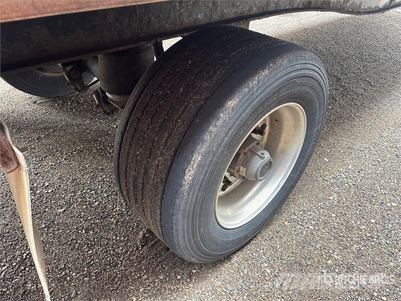 Utility TS2CHA 50 ft T/A Spread Axle Curtain Side Trailer Prikolice sa ceradom