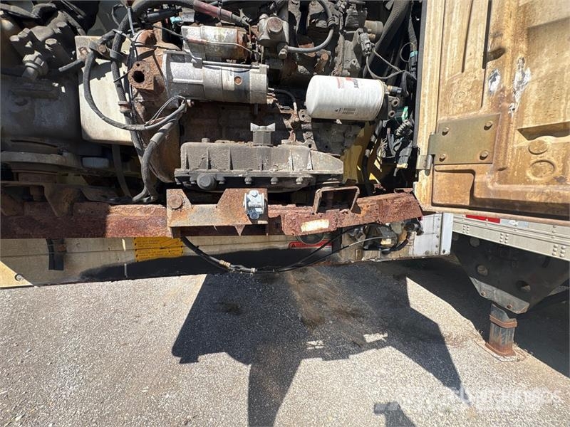 Utility VS1R-28/150/96 28 ft x 96 in S/A Refrigerated Trai Semi remorque frigorifique