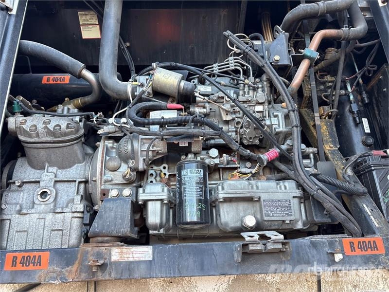 Utility VS1RA 28 ft x 102 in Refrigerated Trailer Piekabes ar temperatūras kontroli