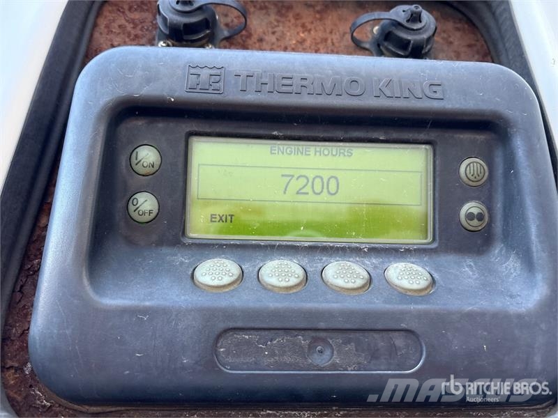 Utility VS1RA 28 ft x 102 in Refrigerated Trailer Piekabes ar temperatūras kontroli