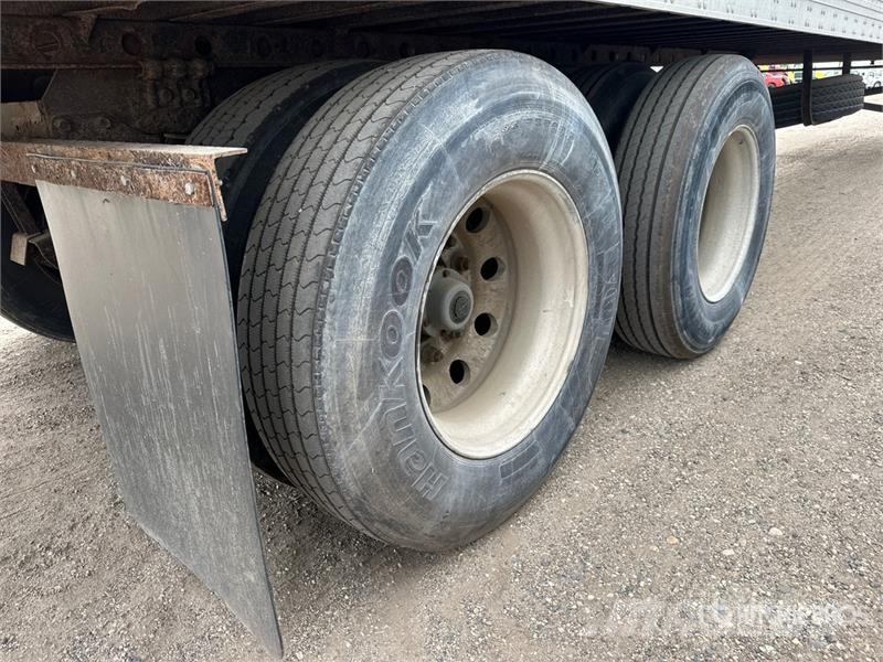 Utility VS2DC Van Body Trailers