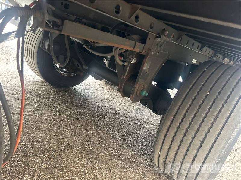 Utility VS2DX Van Body Trailers