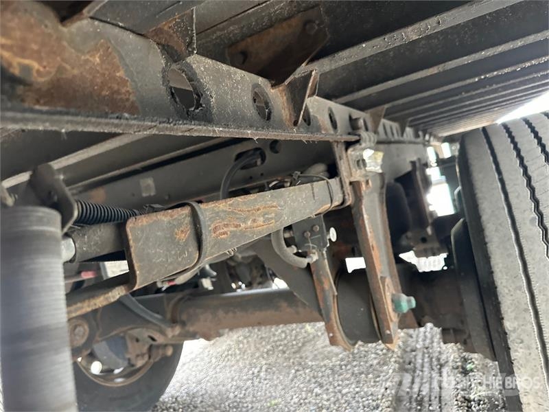 Utility VS2DX Van Body Trailers