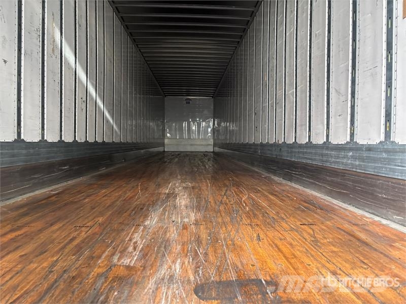 Utility VS2DX Box Trailers