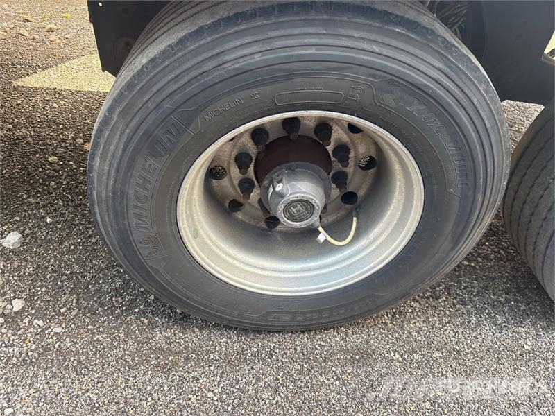 Utility VS2DX Van Body Trailers