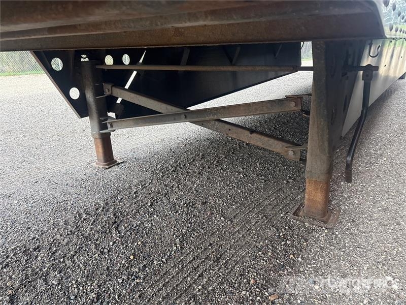 Utility VS2DX Van Body Trailers