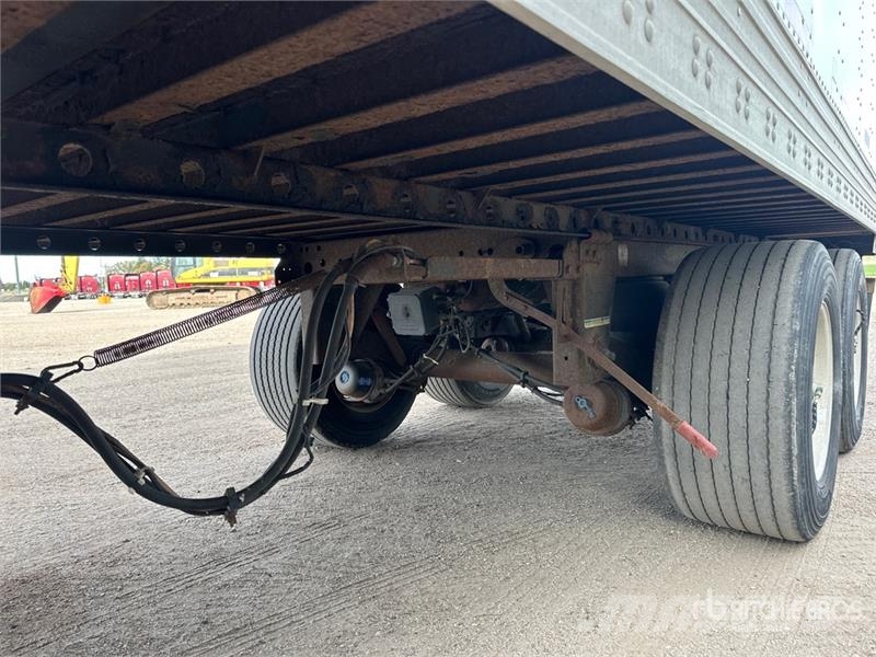 Utility VS2DX Van Body Trailers