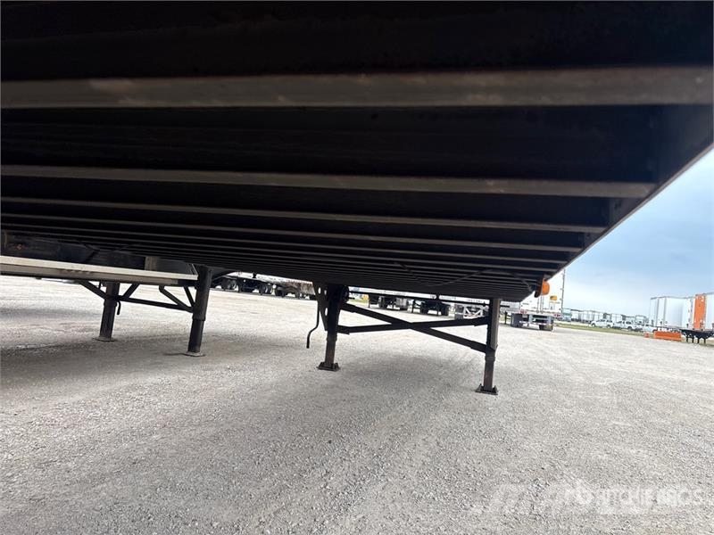 Utility VS2DX Box body trailers