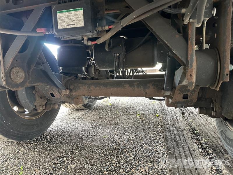 Utility VS2DX Van Body Trailers