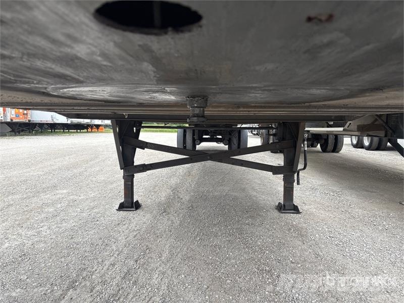 Utility VS2DX Box body trailers