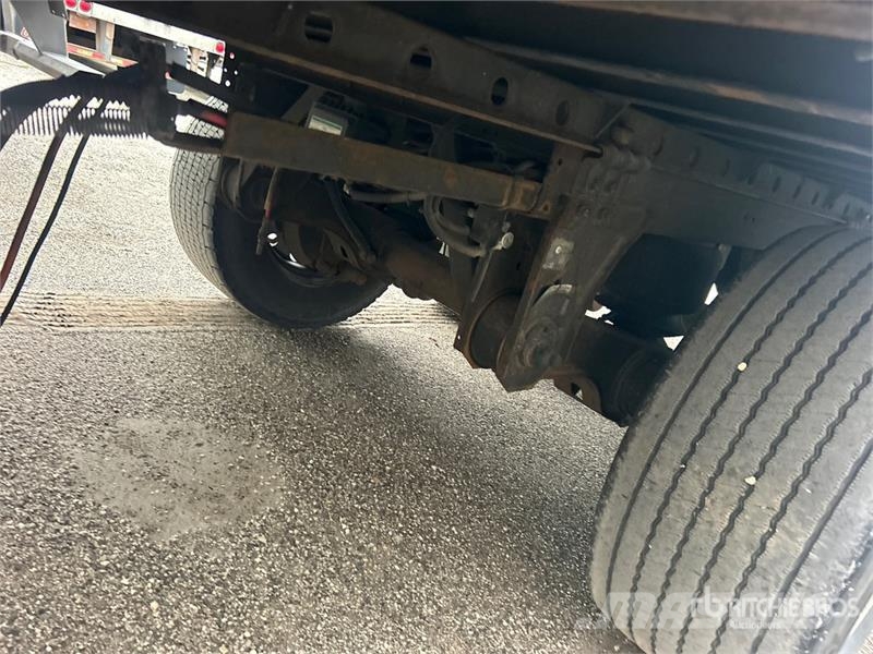 Utility VS2DX Van Body Trailers