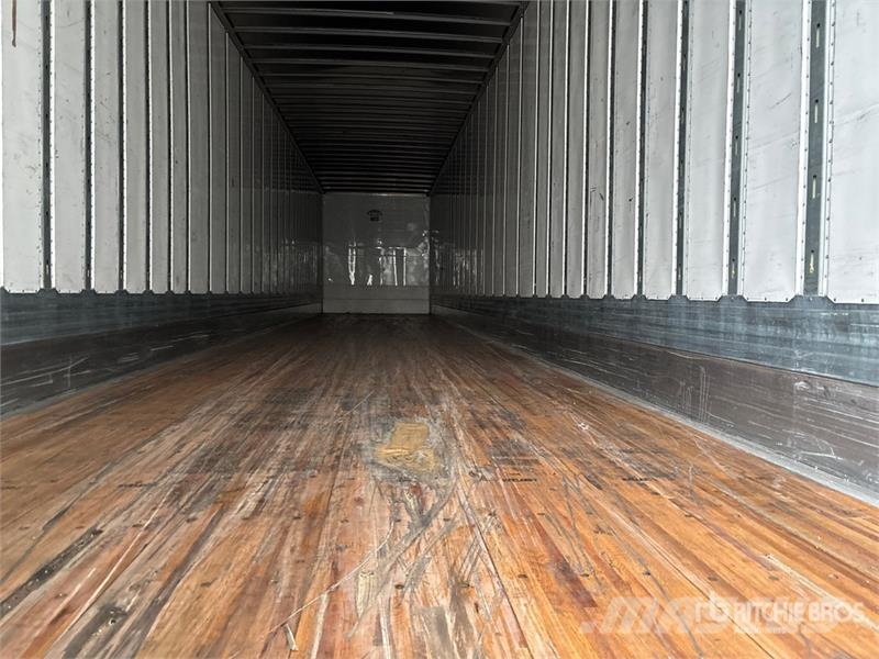 Utility VS2DX Box Trailers