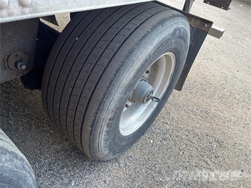 Utility VS2DX Van Body Trailers