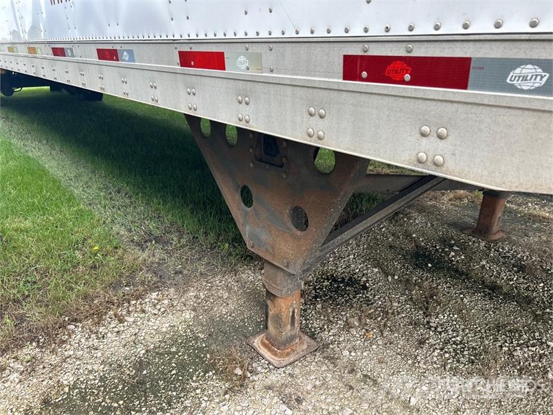 Utility VS2DX Van Body Trailers