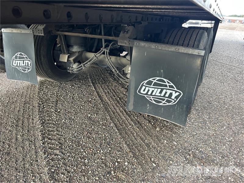 Utility VS2DX 箱體拖車