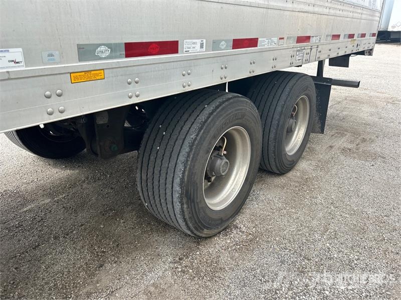Utility VS2DX Van Body Trailers