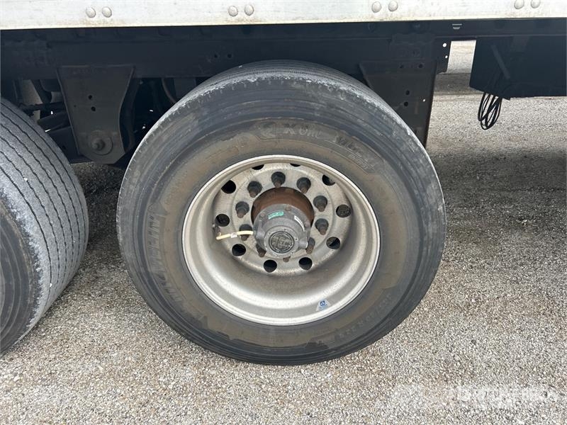 Utility VS2DX Van Body Trailers