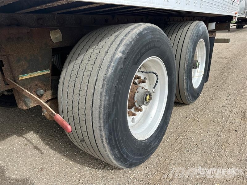 Utility VS2DX Van Body Trailers