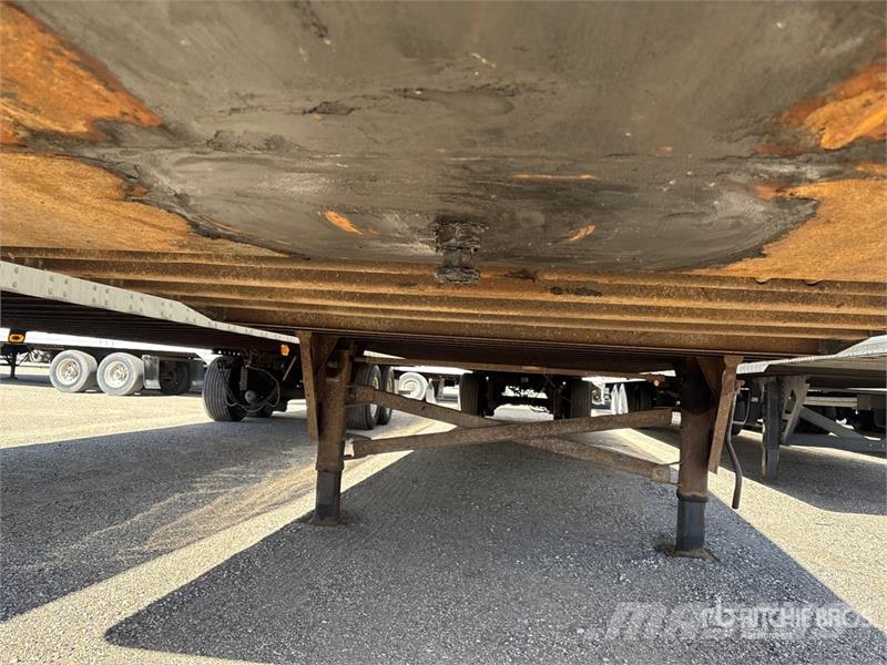 Utility VS2DX Van Body Trailers