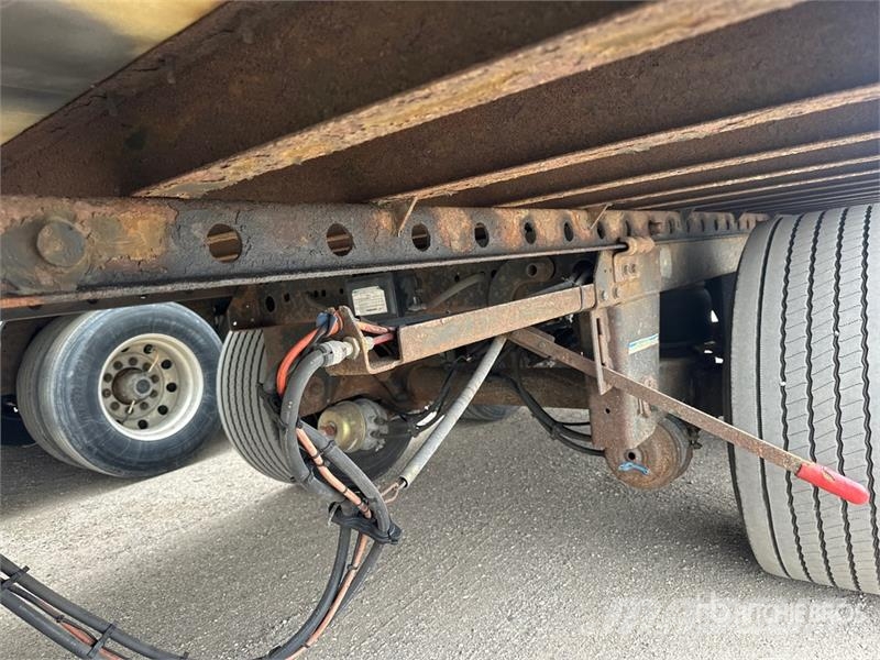 Utility VS2DX Van Body Trailers