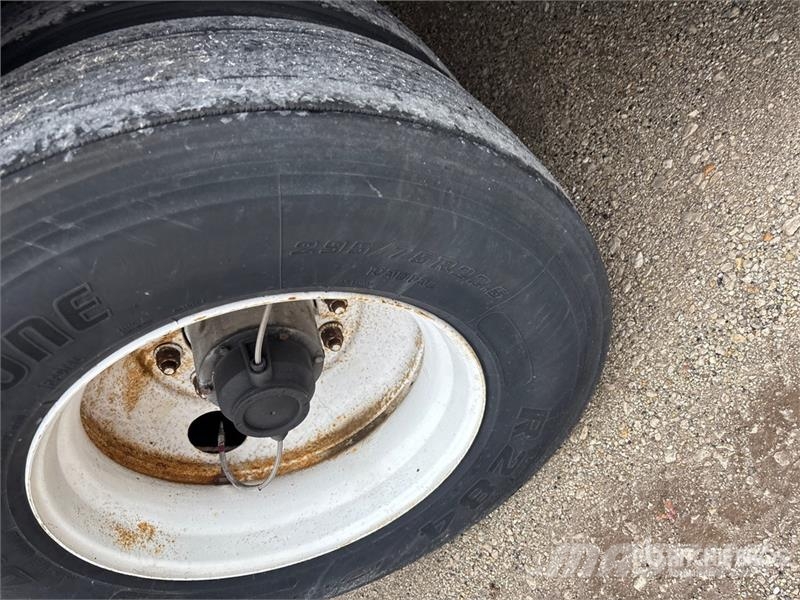 Utility VS2DX Прицепы-фургоны