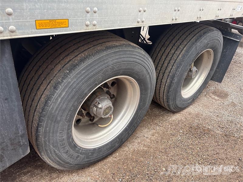 Utility VS2DX Van Body Trailers