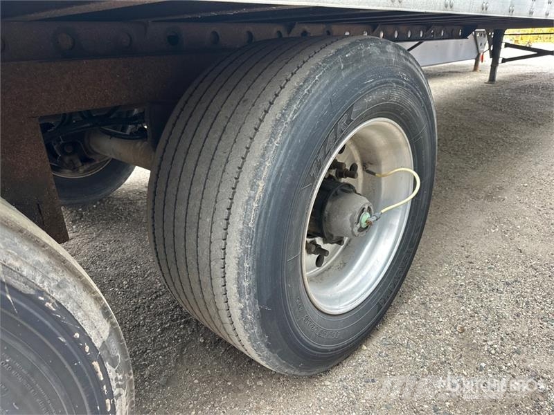 Utility VS2DX Van Body Trailers