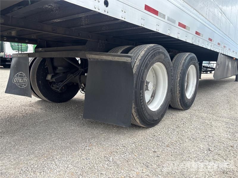 Utility VS2DX Gesloten opbouw trailers