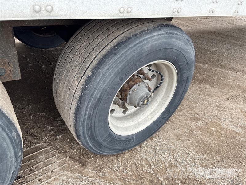 Utility VS2DX Van Body Trailers