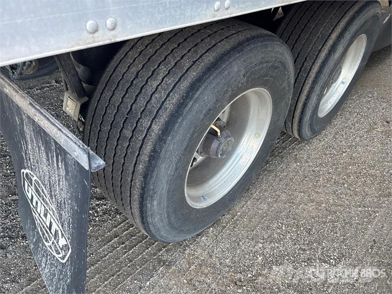 Utility VS2DX Van Body Trailers