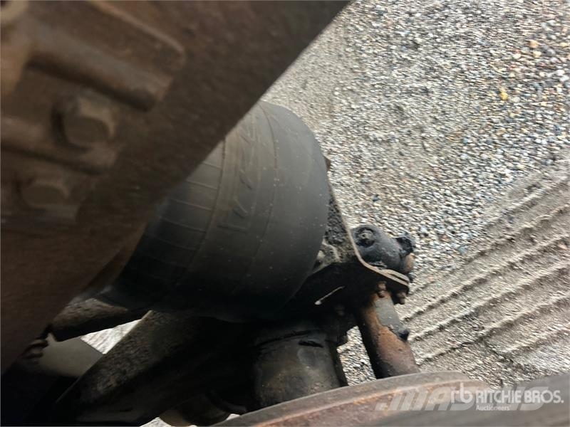 Utility VS2DX 箱體拖車