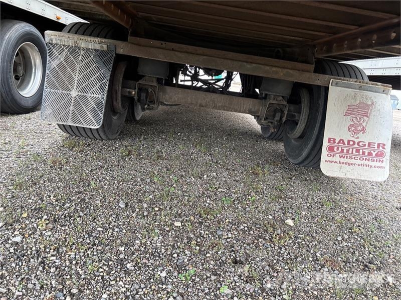 Utility VS2DX 箱體拖車