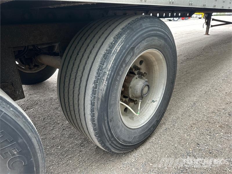 Utility VS2DX Van Body Trailers